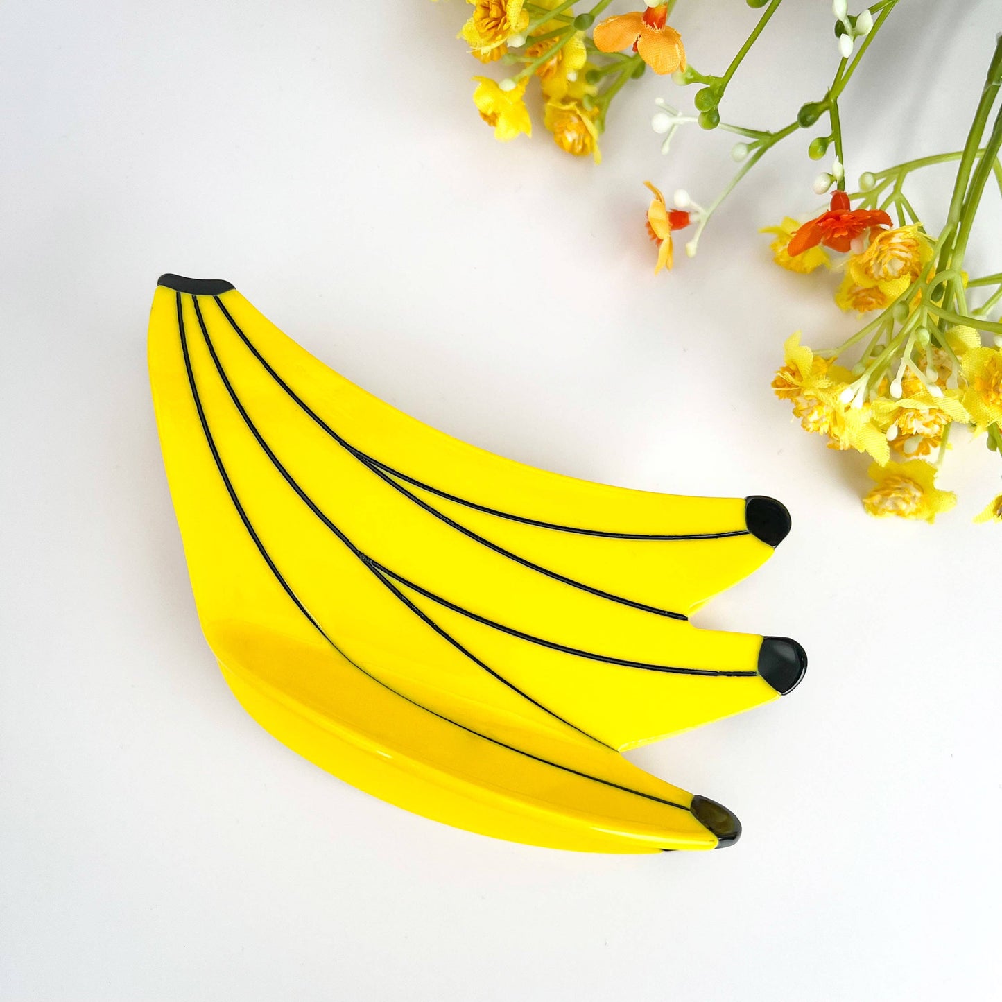 Banana Hair Claw