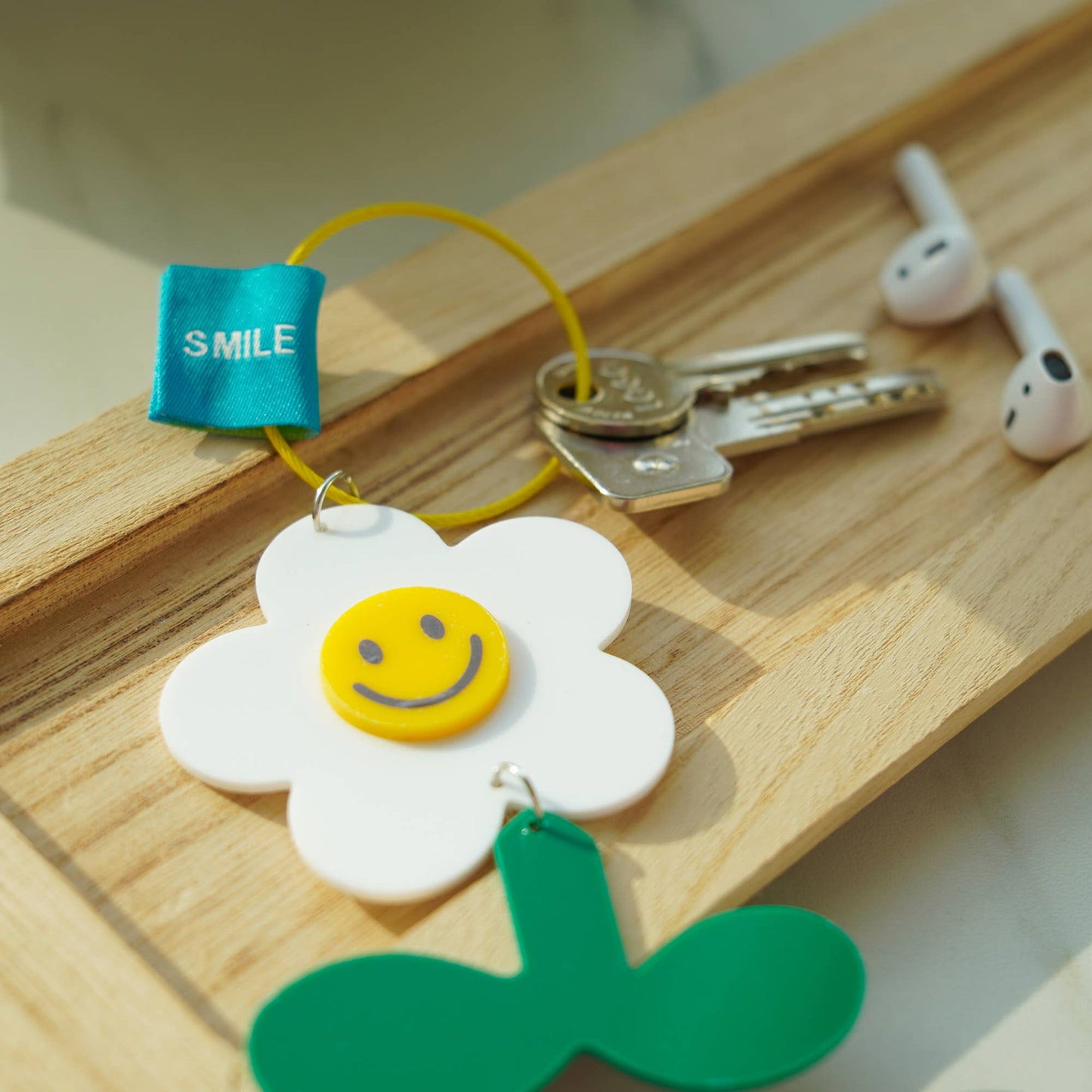 Daisy Keychain HF