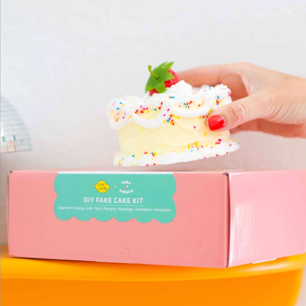 Strawberry Sprinkle Fake Cake Craft Kit