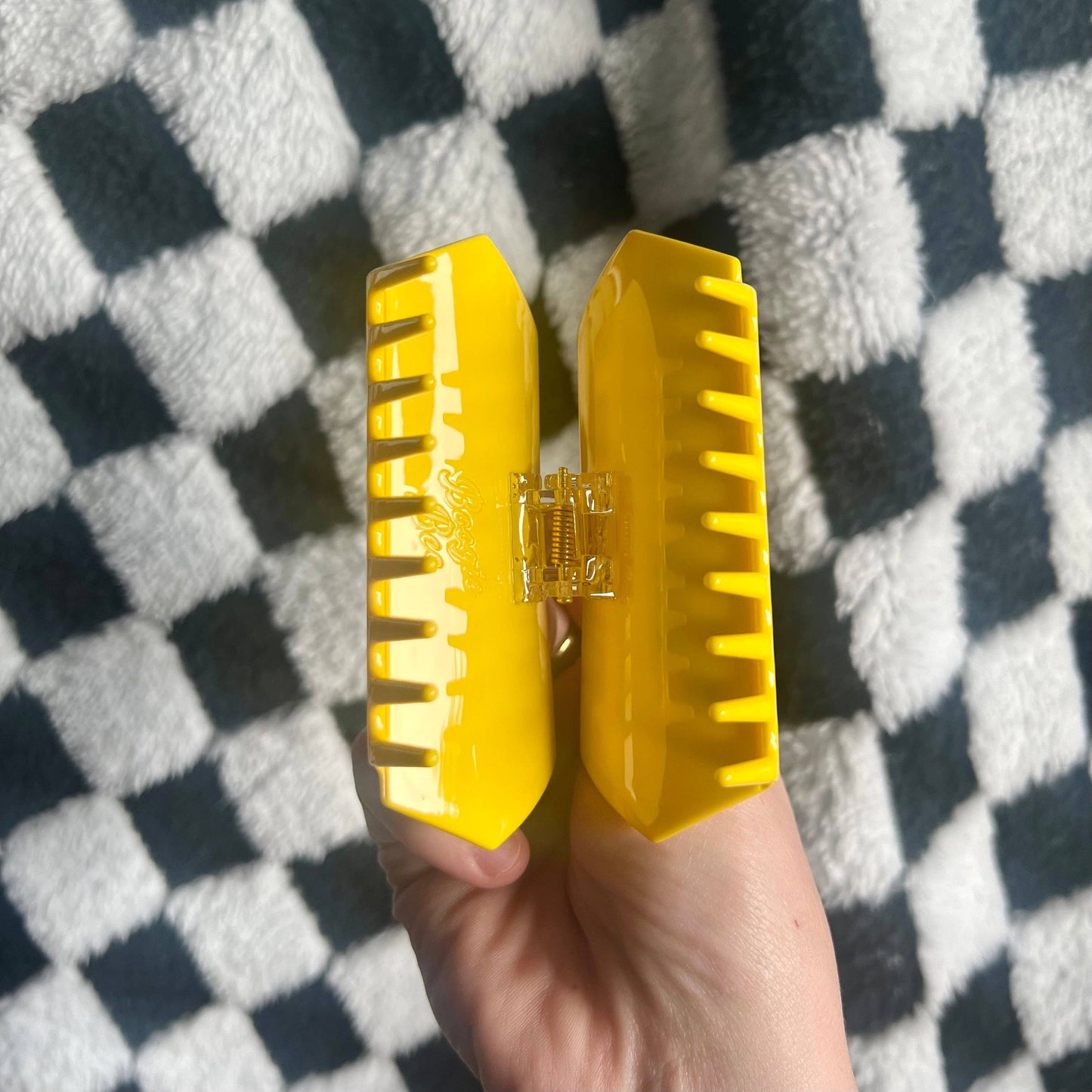 Butter Hair Claw (best for thinner hair!)