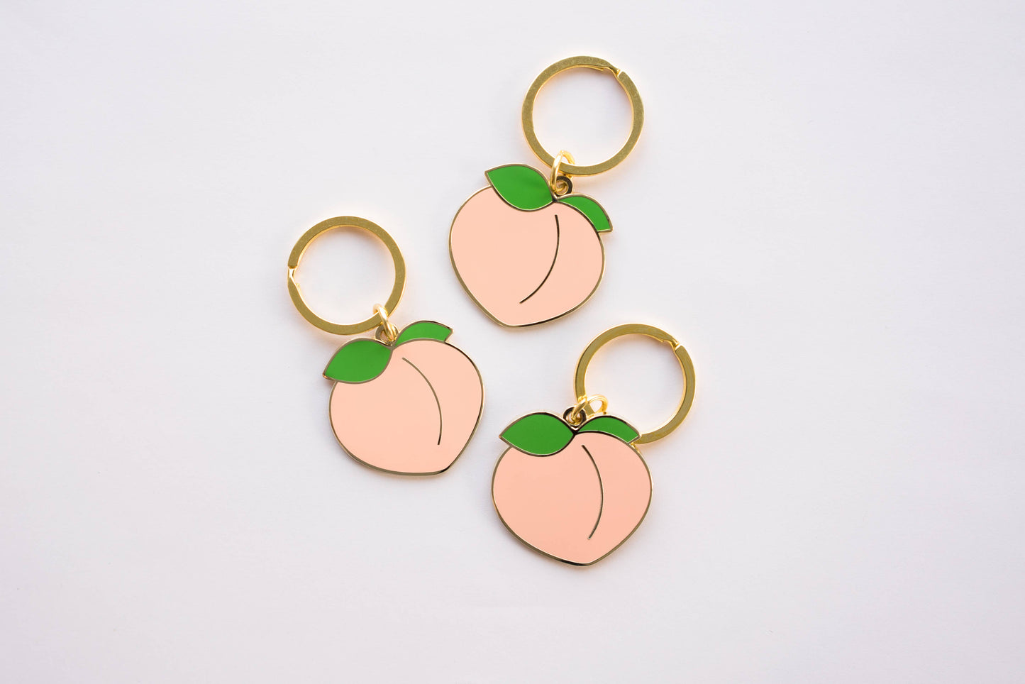 Peach Keychain: Gold/multi