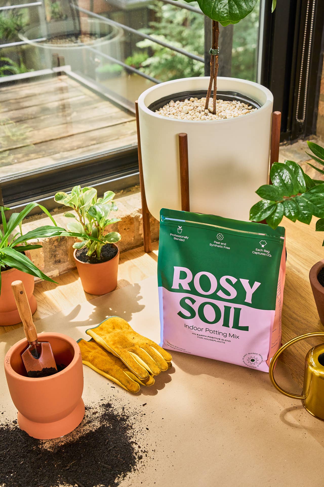 4qt Organic potting soil mix, indoor, houseplant & herbs