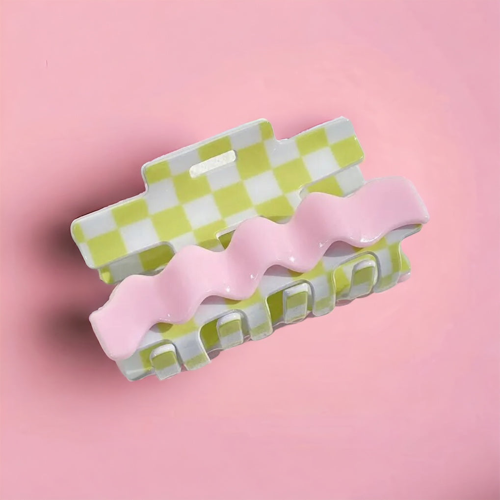 Pink/Green Checkered Claw Clip