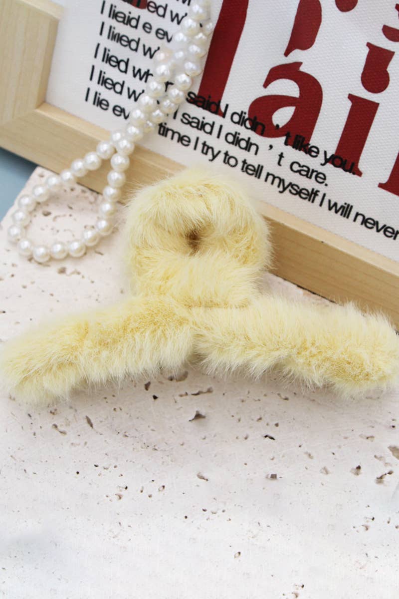 Fuzzy Hair Claw - Yellow